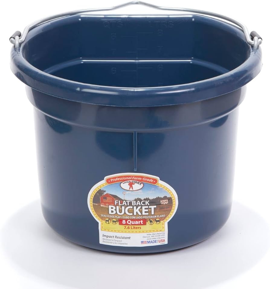 Amazon Little Giant Flat Back Plastic Animal Feed Bucket Animal Water And Feed Bucket With Metal Handle 8 Quarts Navy Patio Lawn Garden